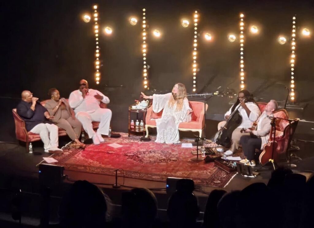 Gloria Gaynor Tour